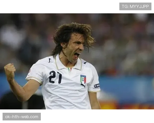 哈维与皮尔洛的组织重心分化：体系驱动下前者前置推进、后者后场调度